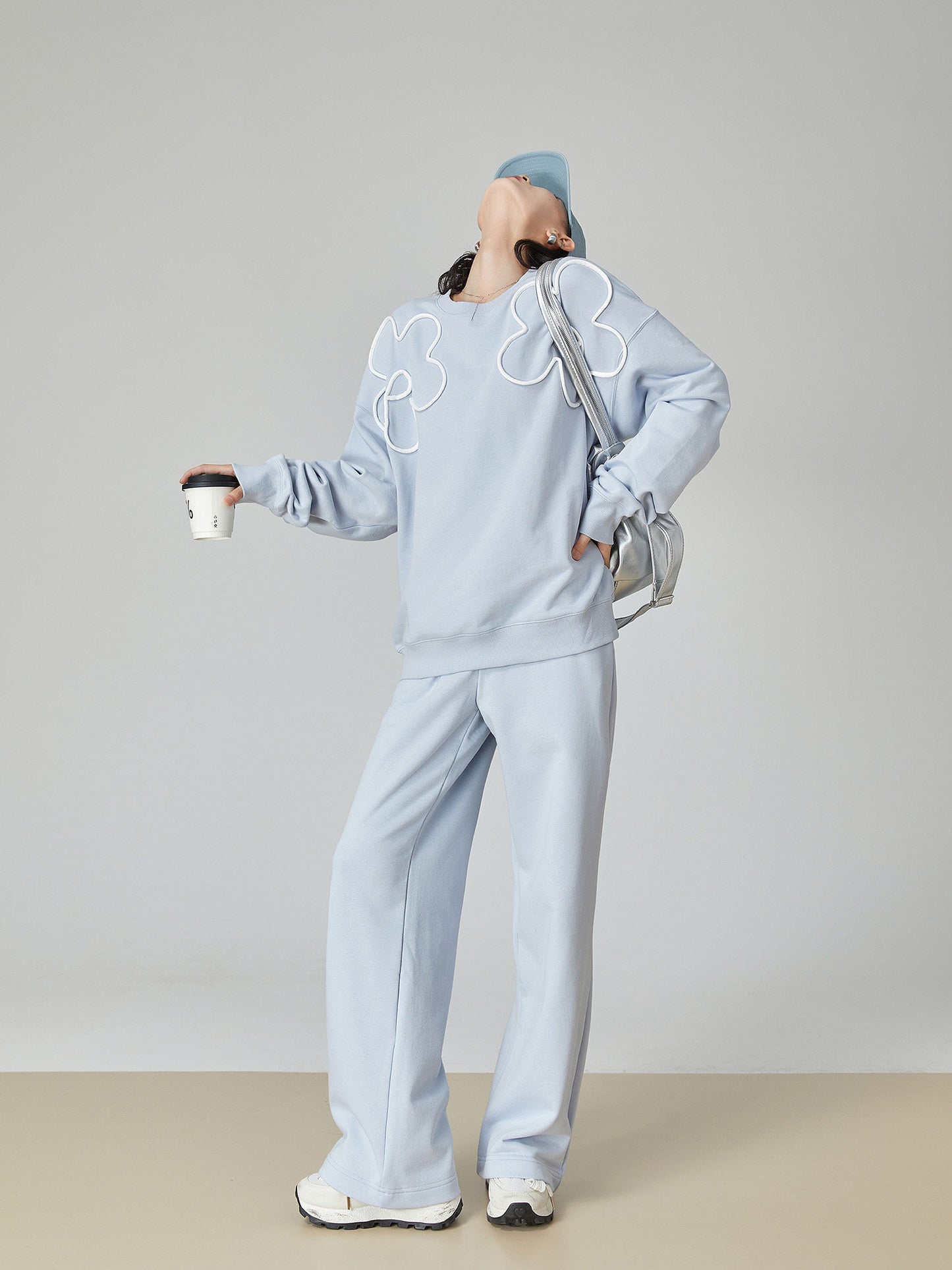 Floral Decorative Crewneck Pullover Top / Wide-Leg Pants FER0040