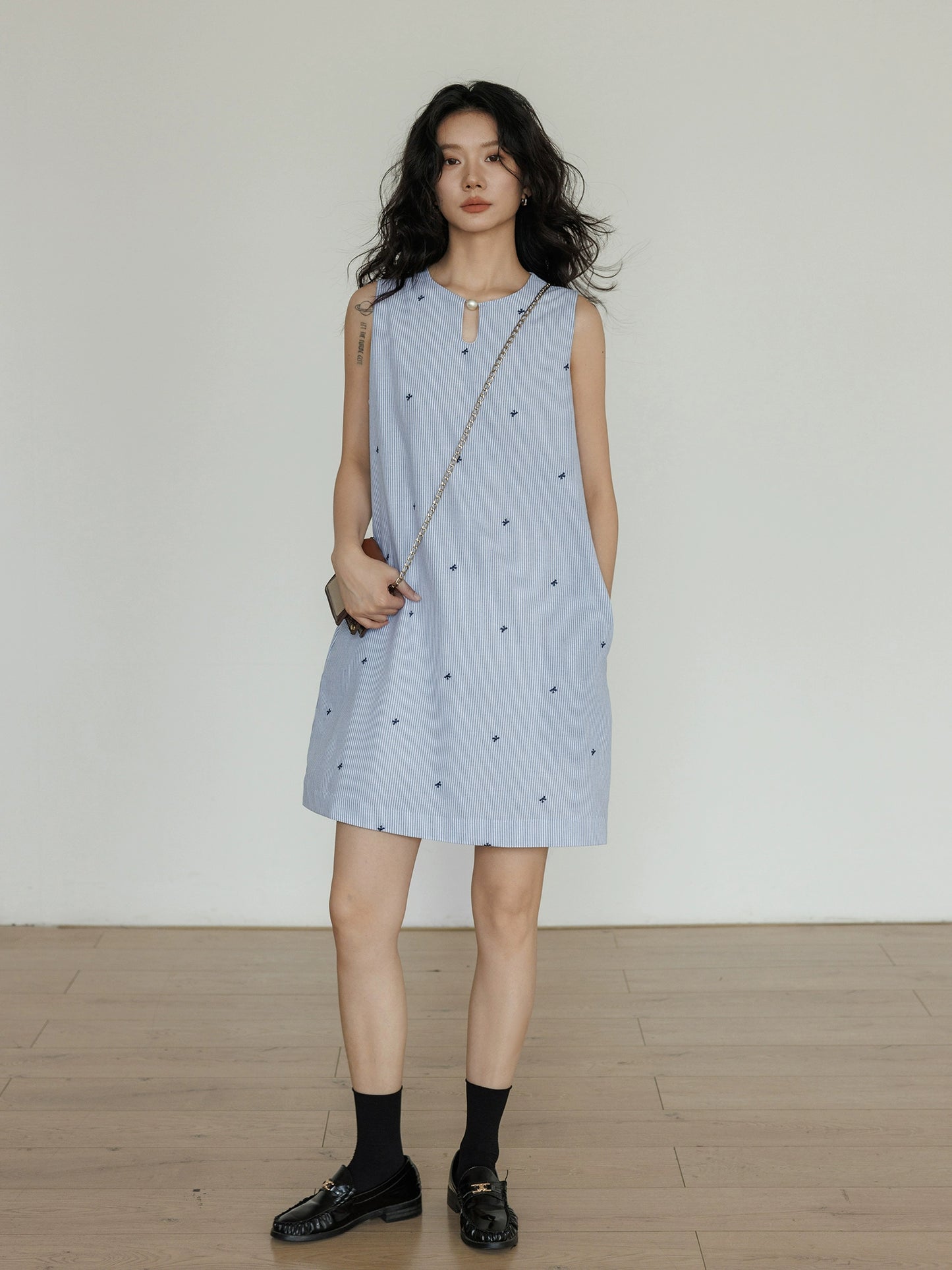 Ribbon Embroidered Sleeveless Dress VAS0092