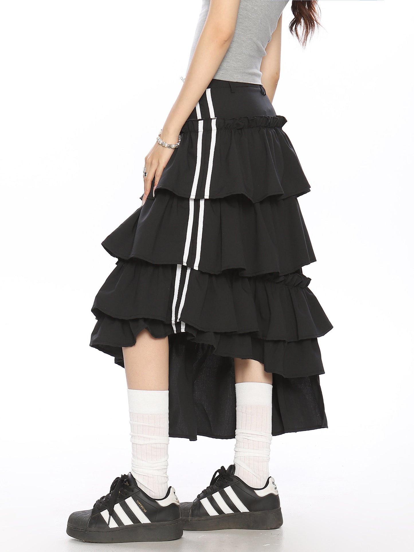 Asymmetry Side Line Tiered Long Skirt BGS0043
