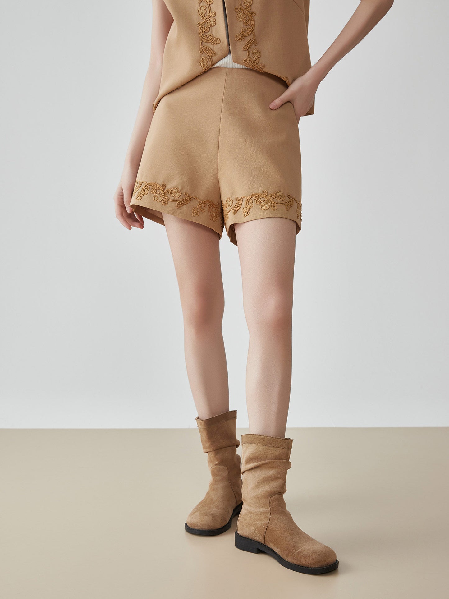 Code Embroidery Sleeveless Vest / Shorts FER0298