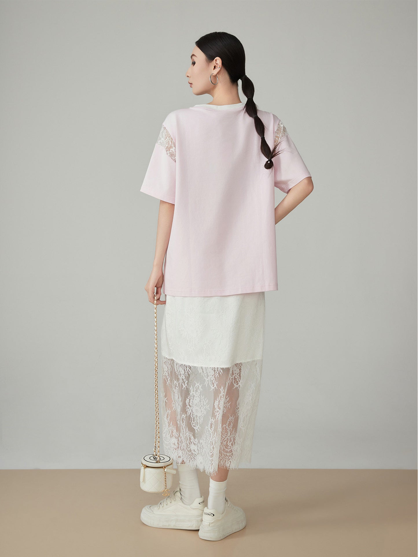 V-Neck Lace Splice Short Sleeve Top FER0158