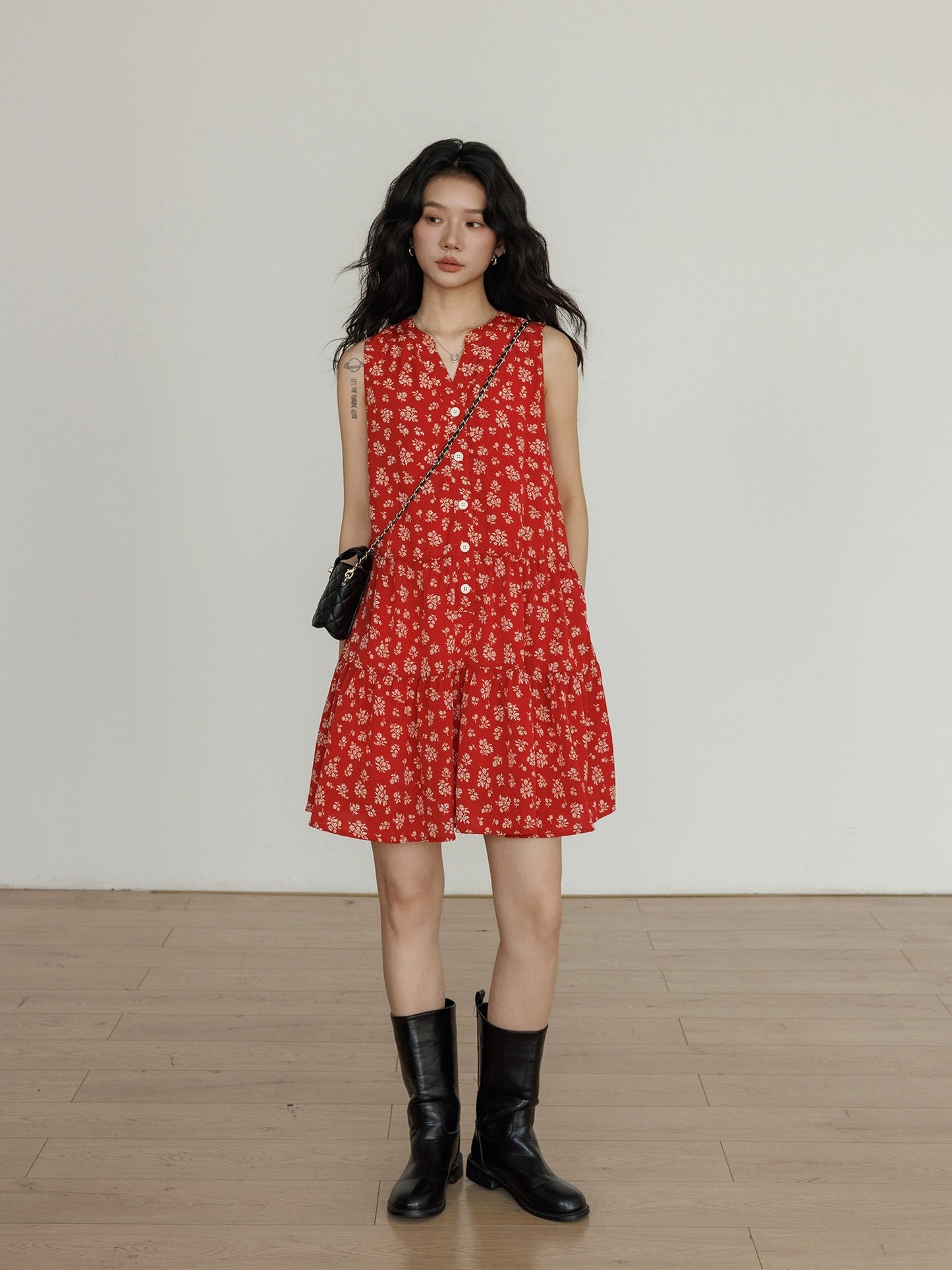 Floral Patterned Sleeveless Dress VAS0110
