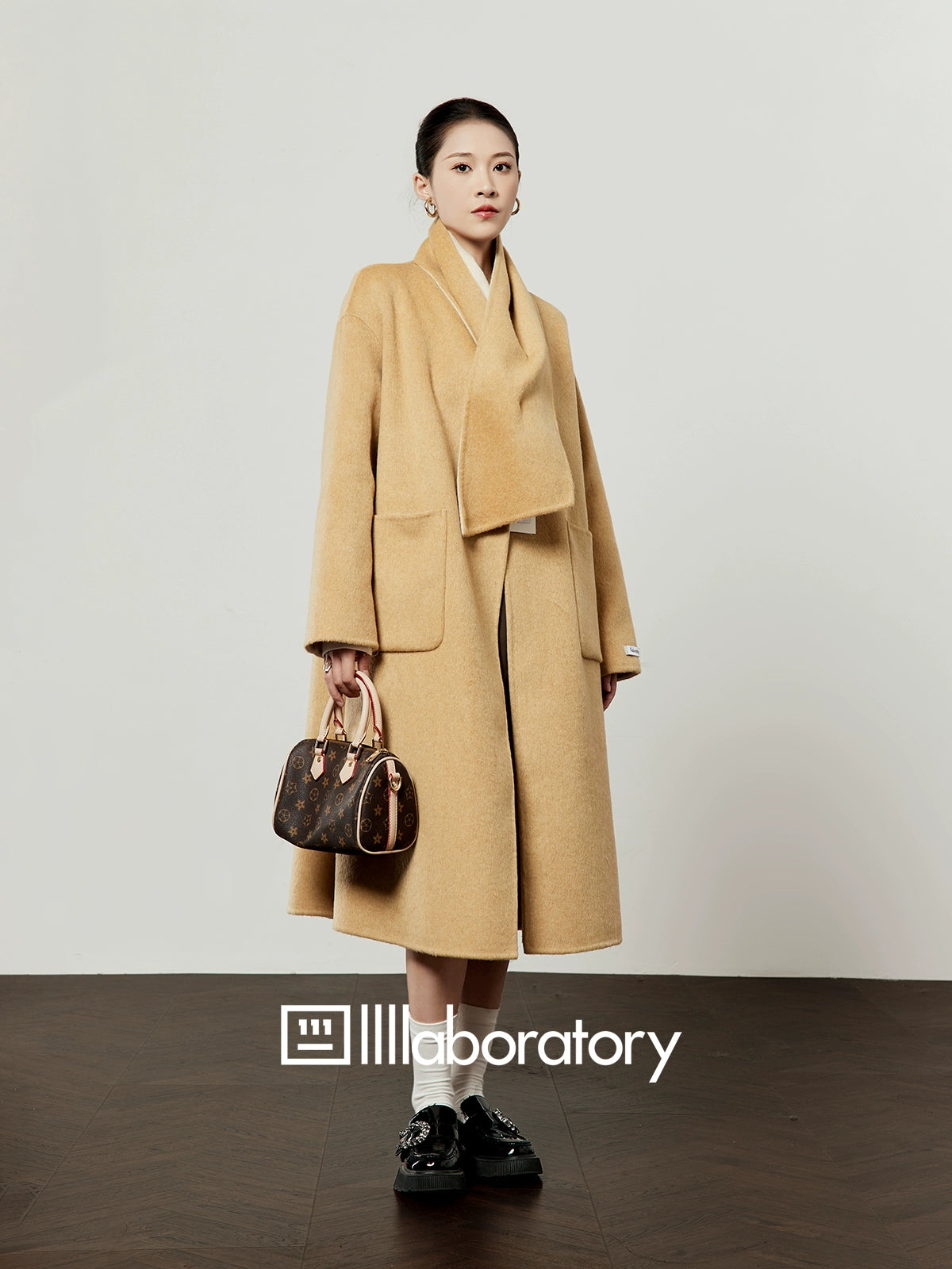 Long Coat With Scarf/Mini Skirt LLA0543