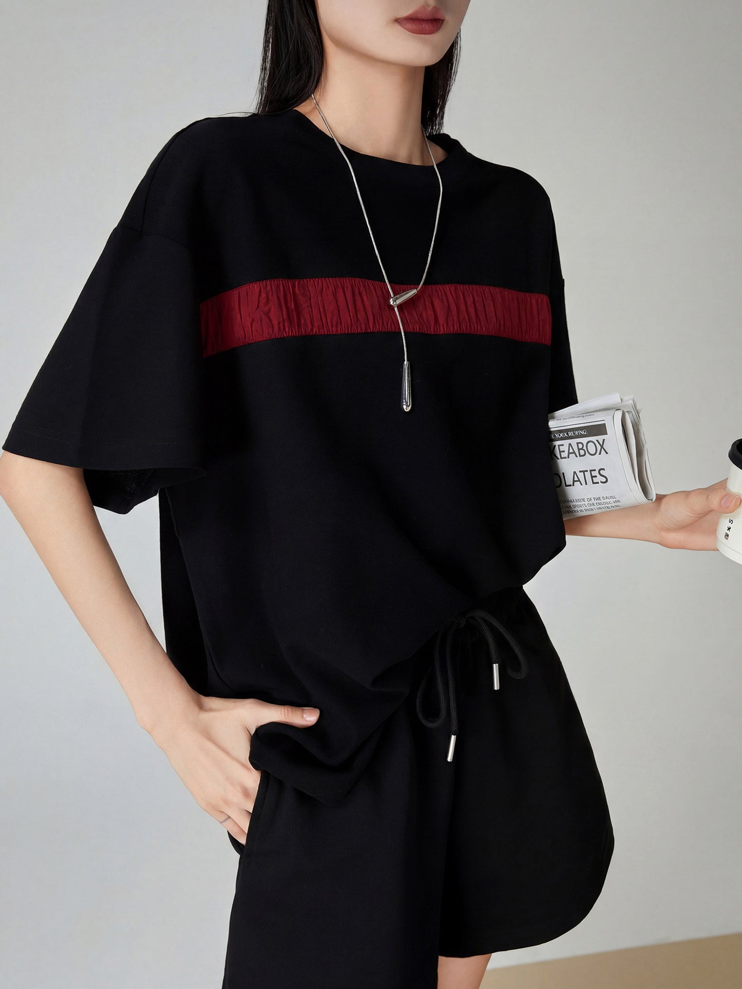 Red Line Short Sleeve T-Shirt / Shorts FER0173