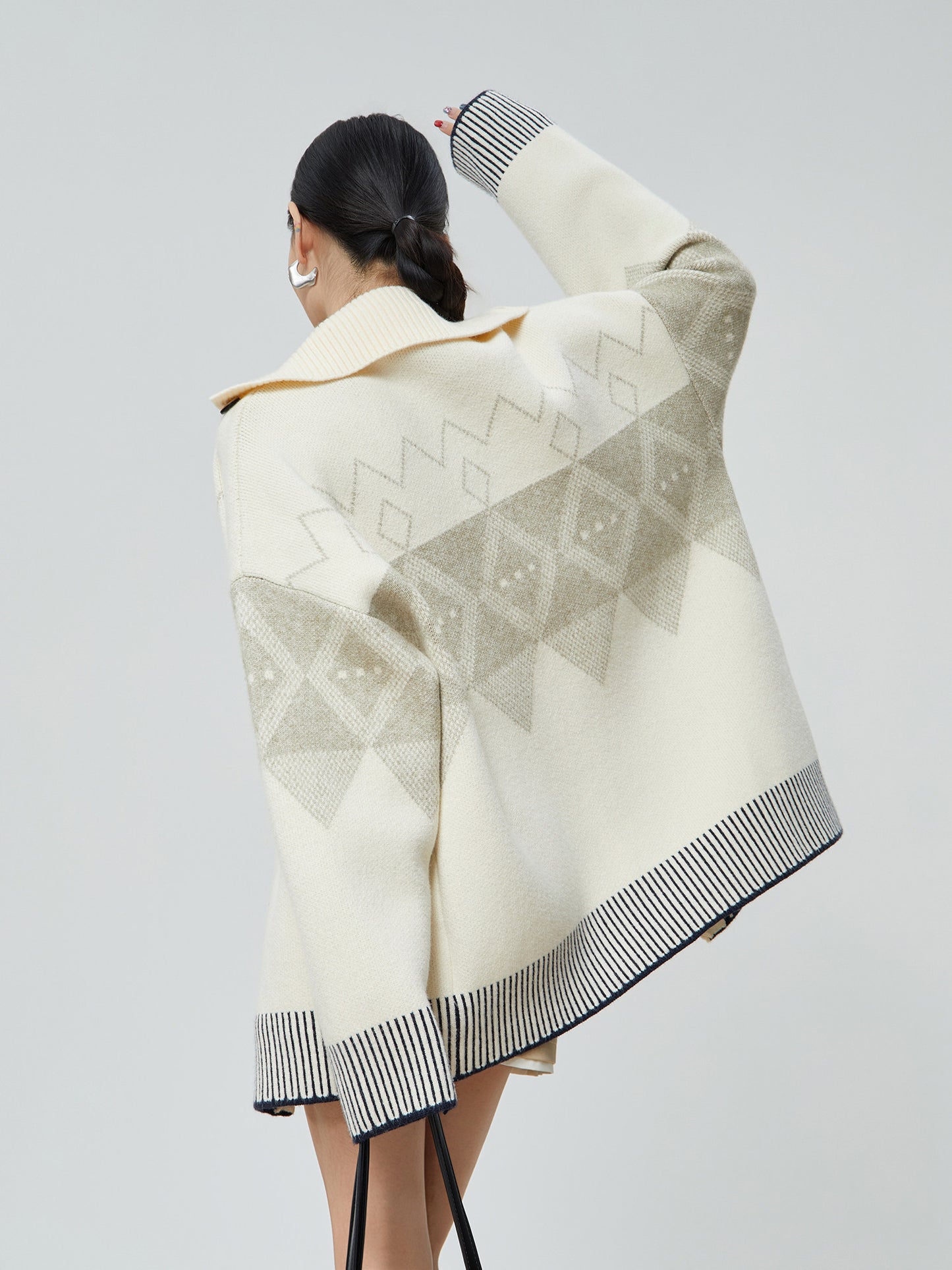 Cowichan-Style High Neck Knit Cardigan FER0372