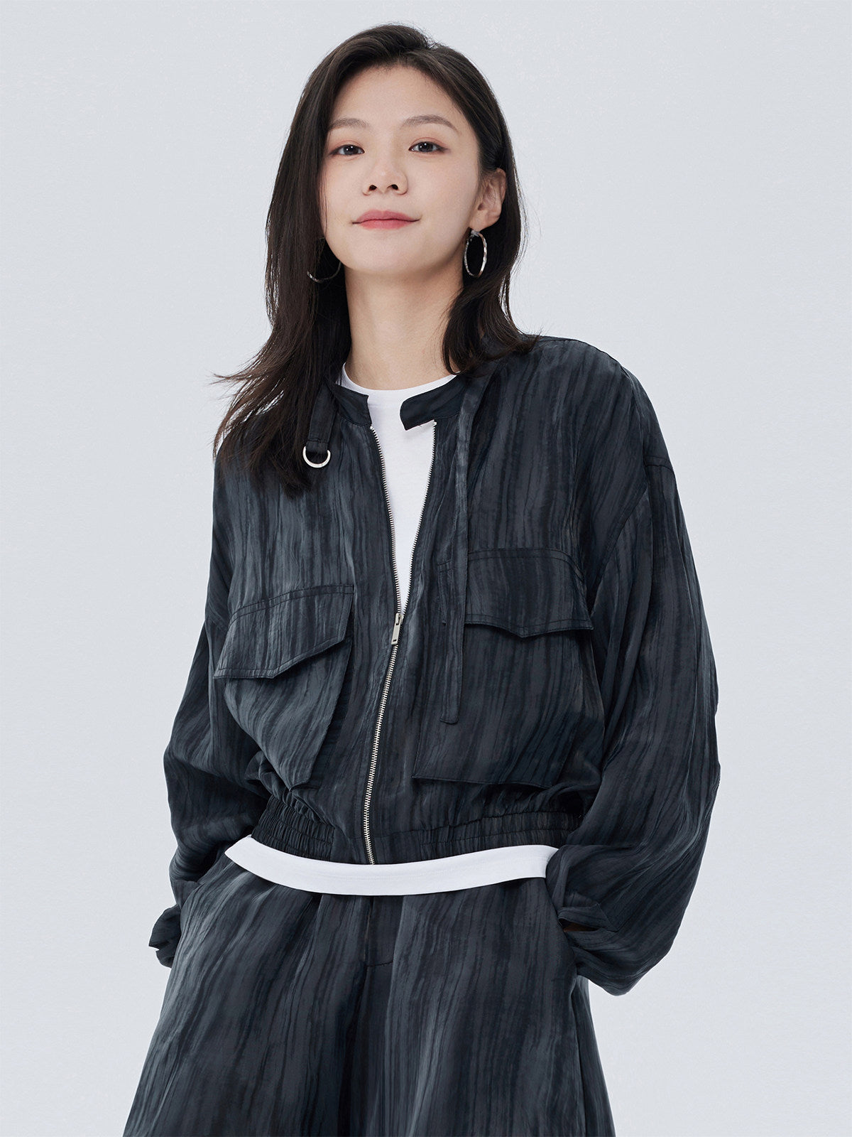 Round Neck Zip-Up Short Jacket SHN0022