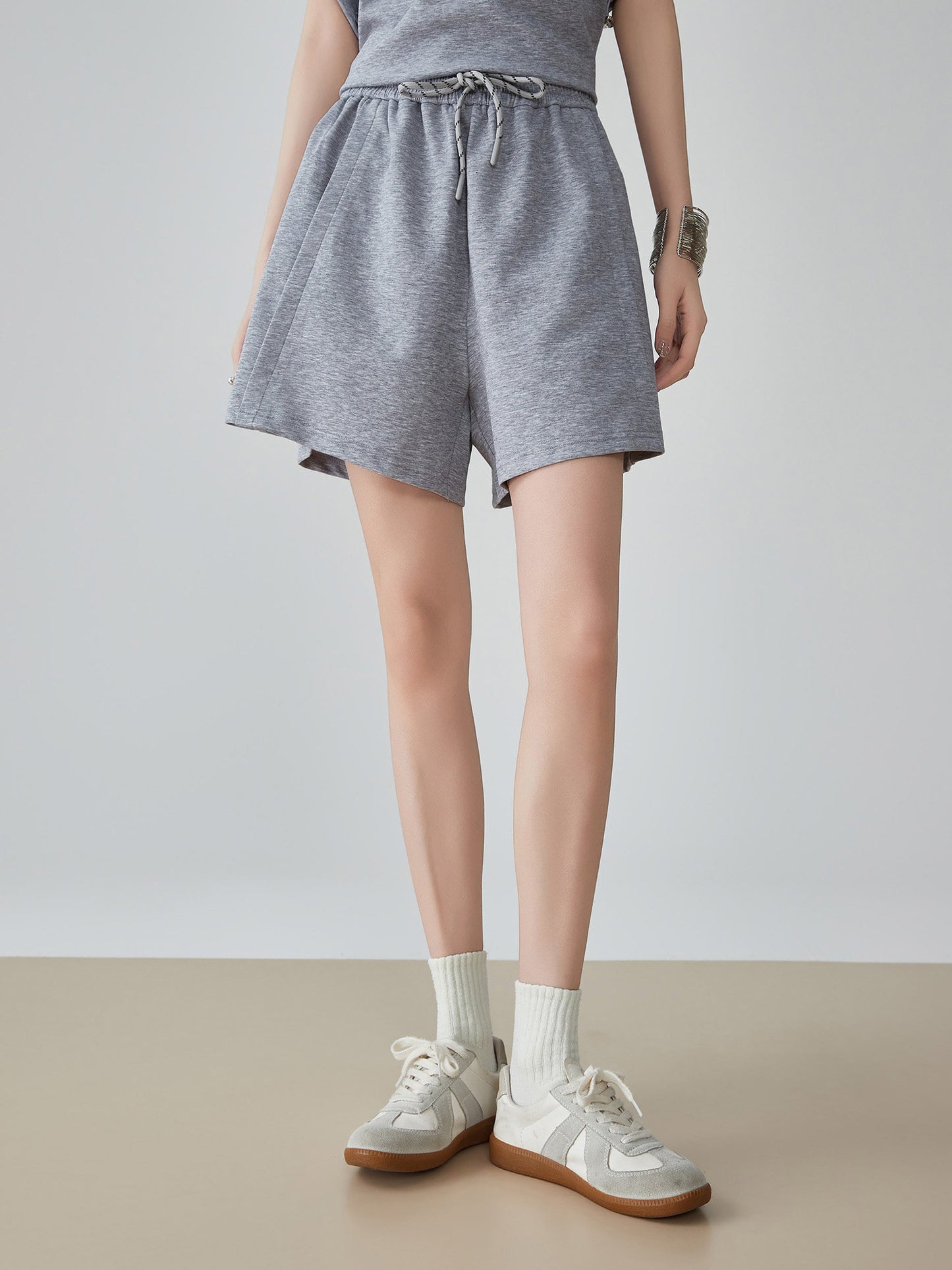 Layered-Style Key Neck Top / Shorts FER0126