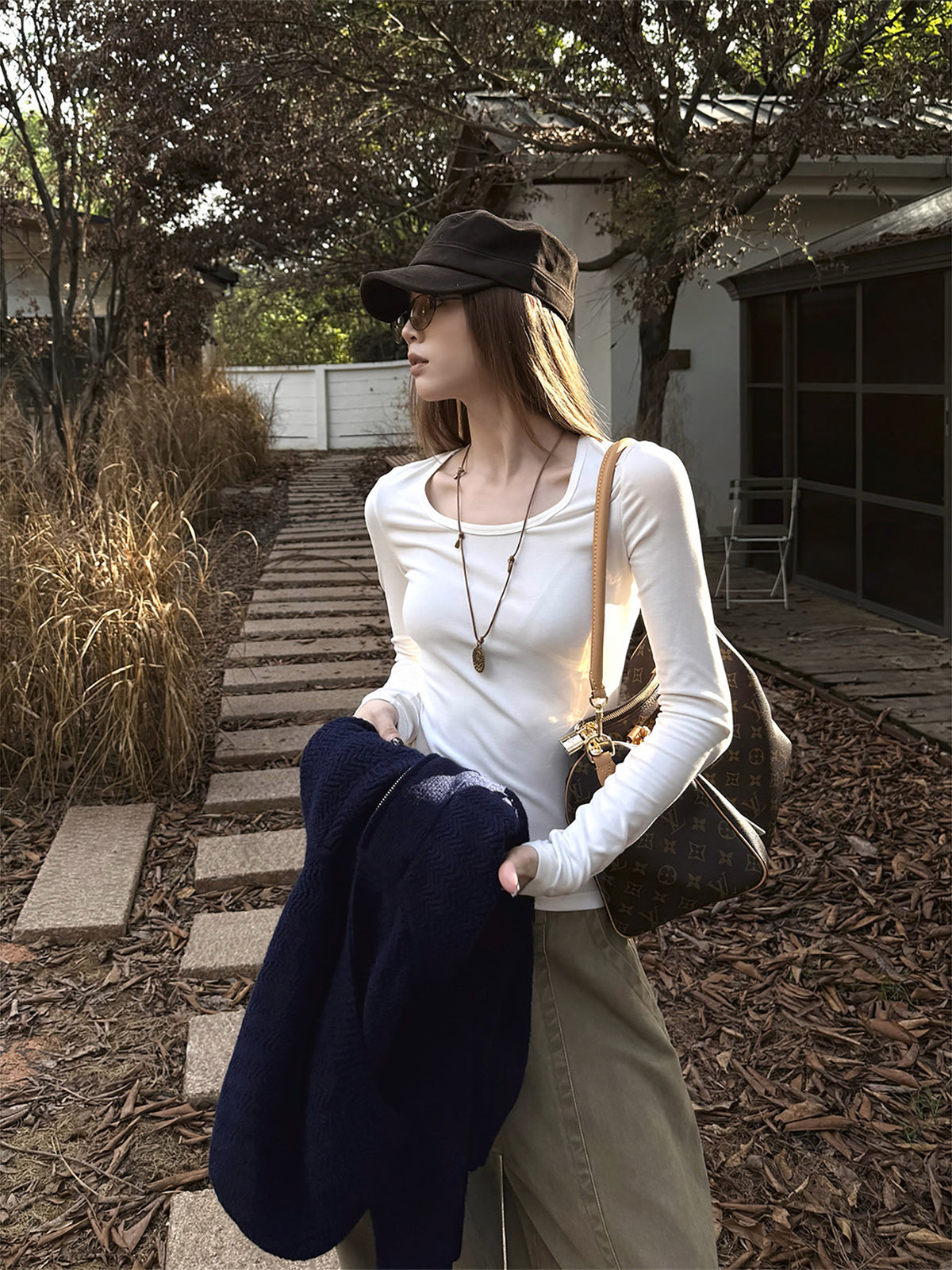 Round Neck Long-Sleeve T-Shirt WWP0001