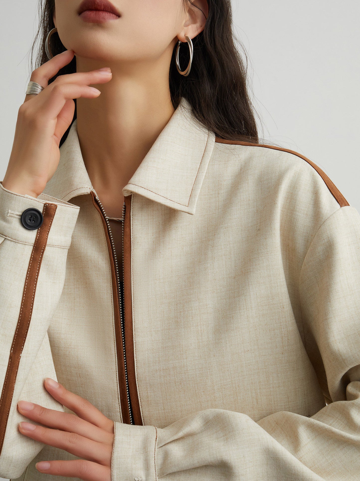 Color-Blocked Line Zip Jacket / Line Mini Skirt  SUY0032