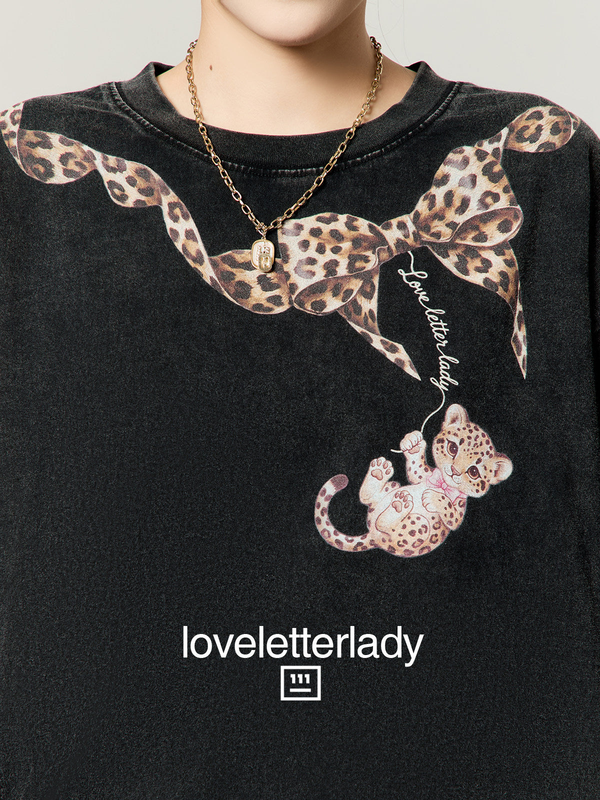 Leopard Print Cotton T-Shirt  / Leopard Frill Mini Shorts LLA0658