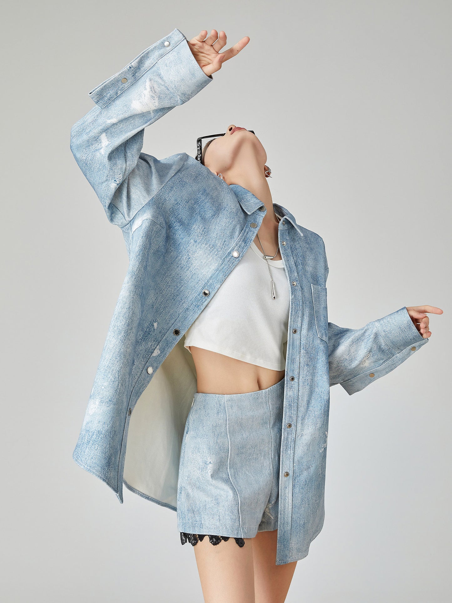 Denim Long-Sleeve Shirt / High-Waisted Shorts FER0076