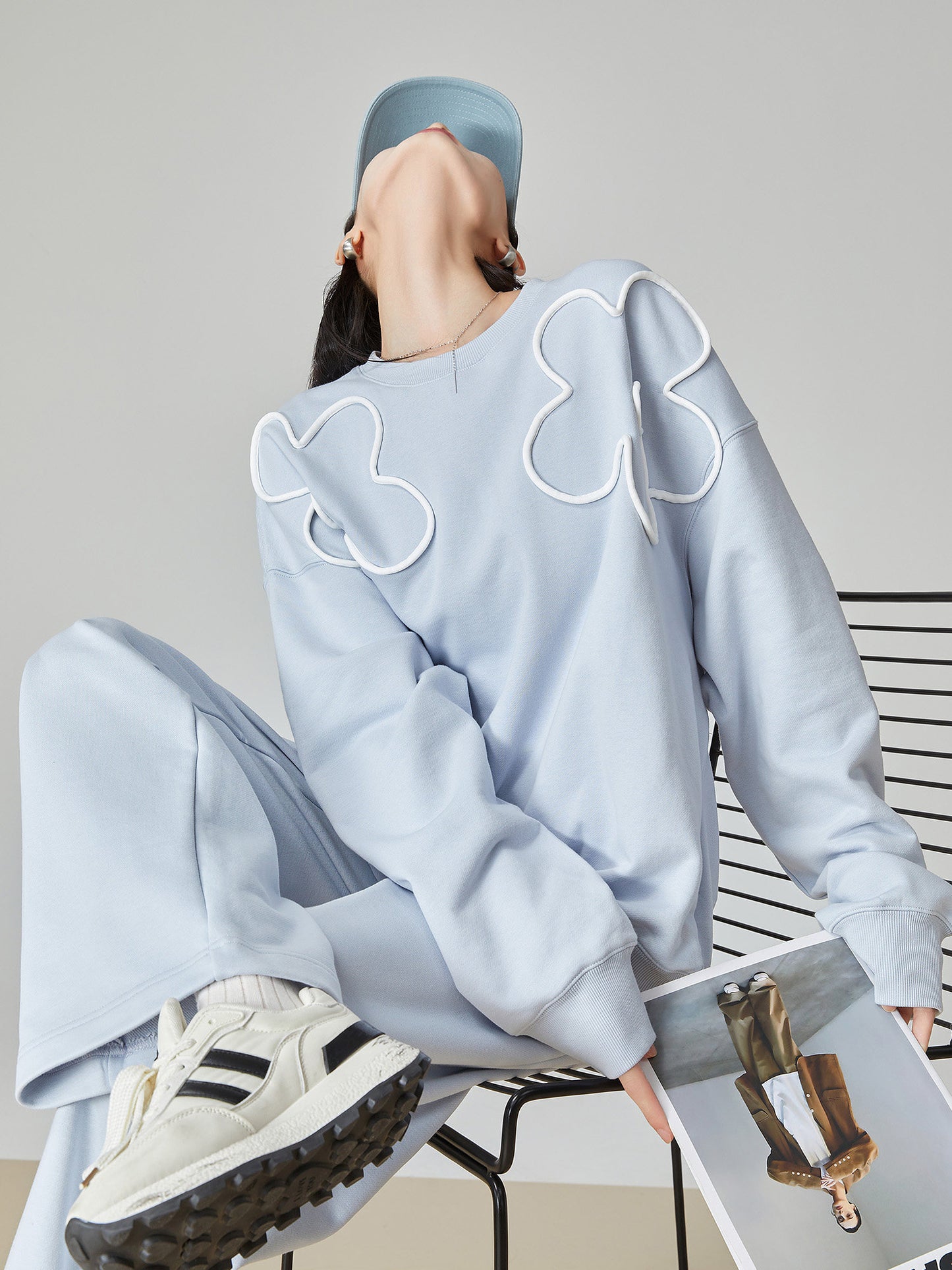 Floral Decorative Crewneck Pullover Top / Wide-Leg Pants FER0040