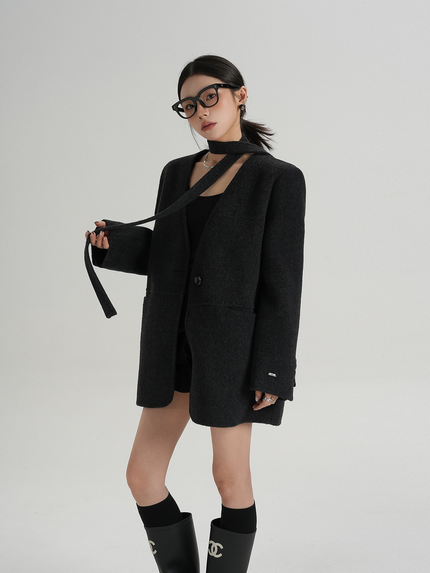 Collarless Wool Coat with Choker SRS0393