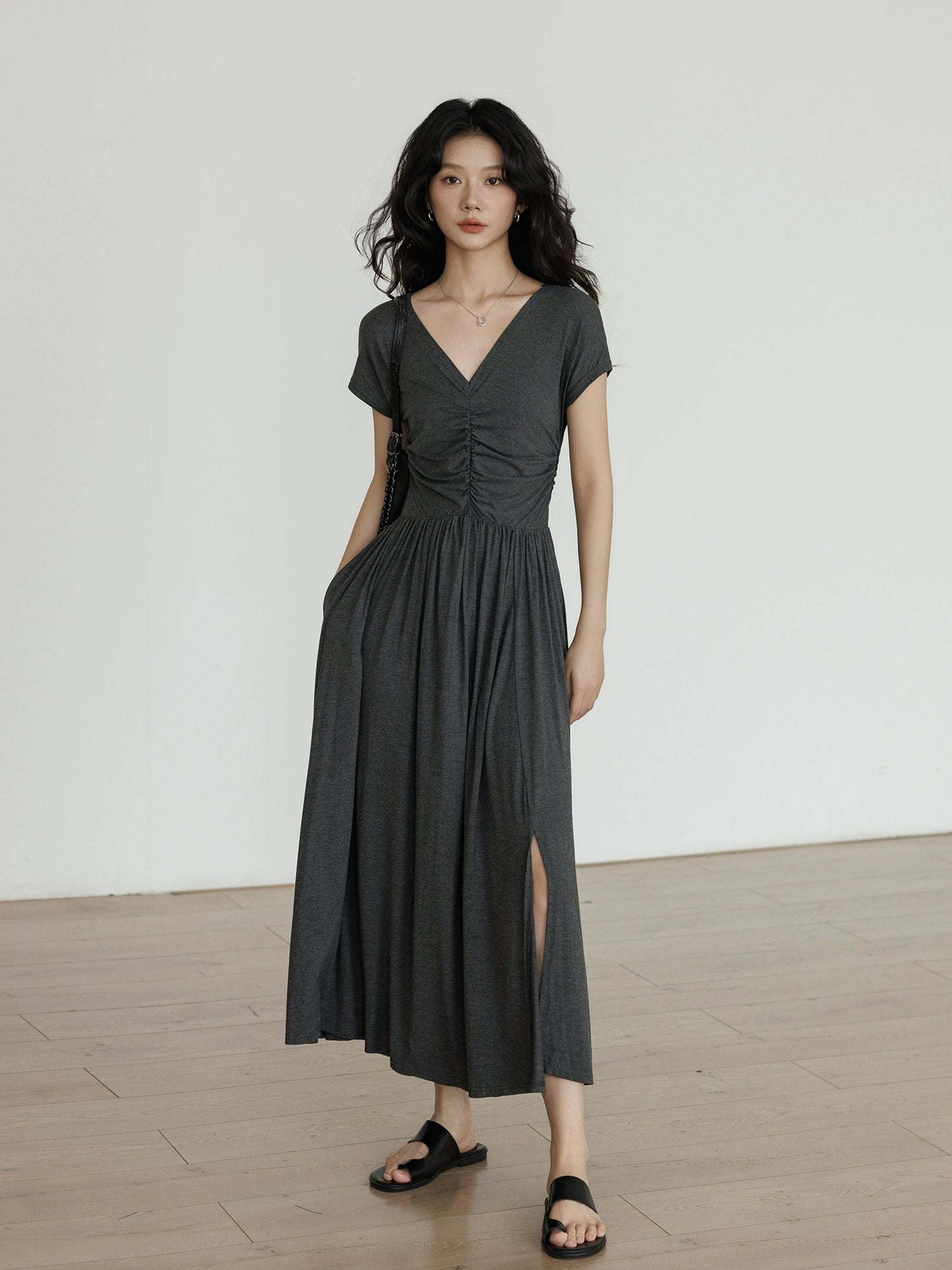 V-neck Relax Tight Dress VAS0026