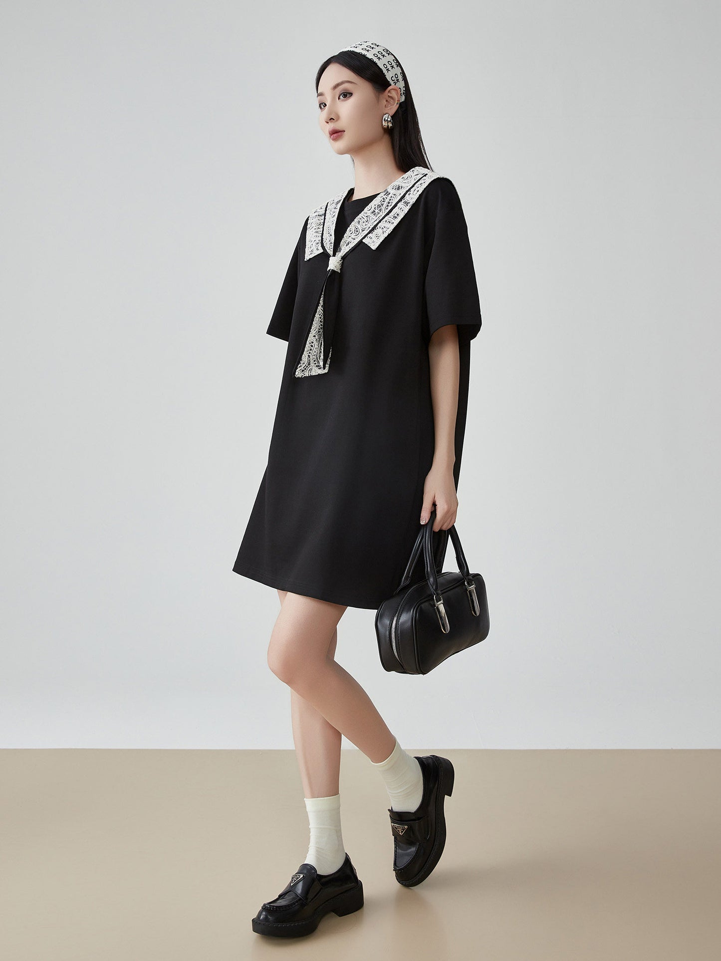 Race-Switching Sailor Collar Mini Dress FER0274