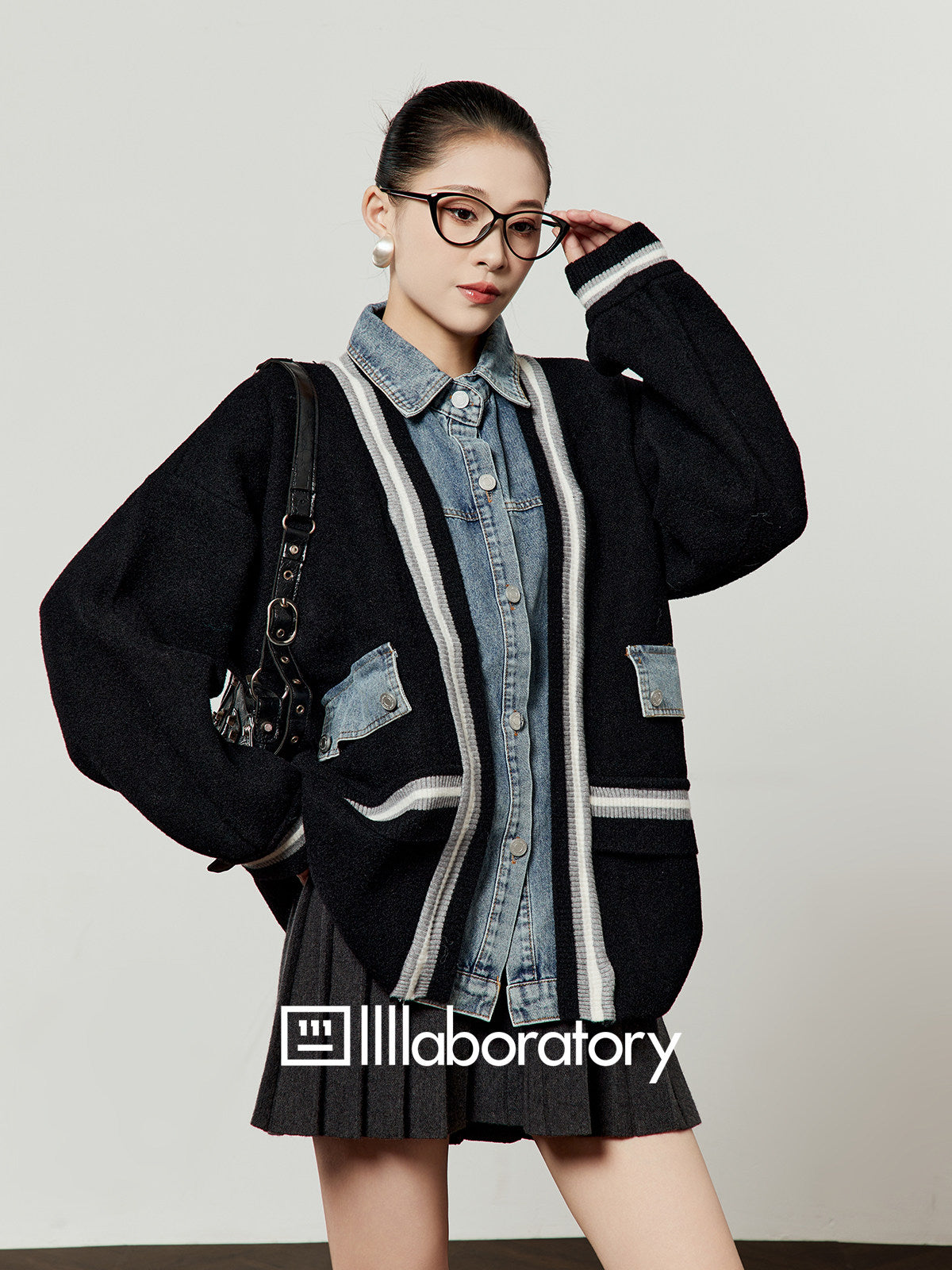 Denim Shirt Docking Knit Cardigan / Pleated Skirt LLA0647