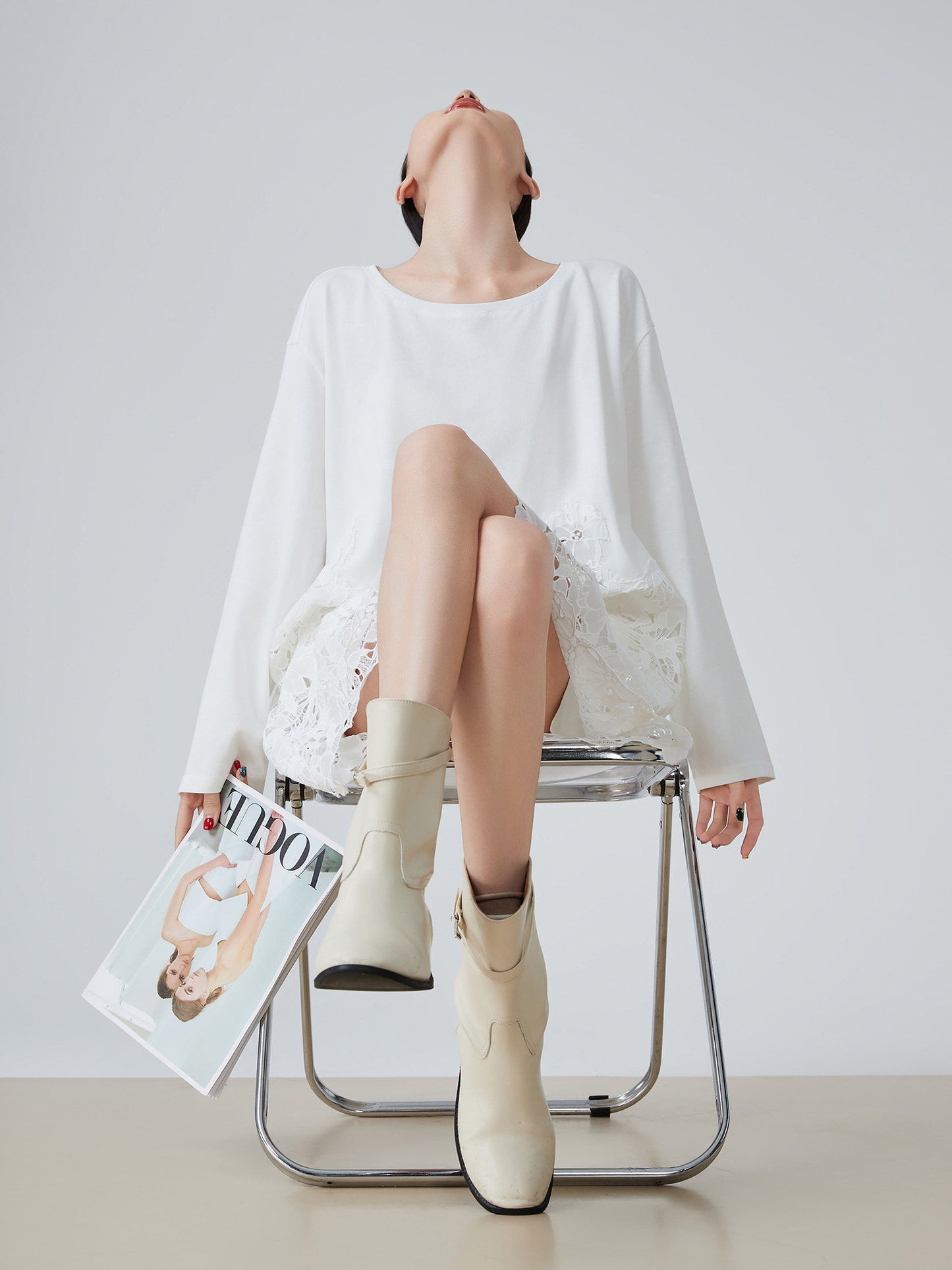 White Lace Docking Top FER0239