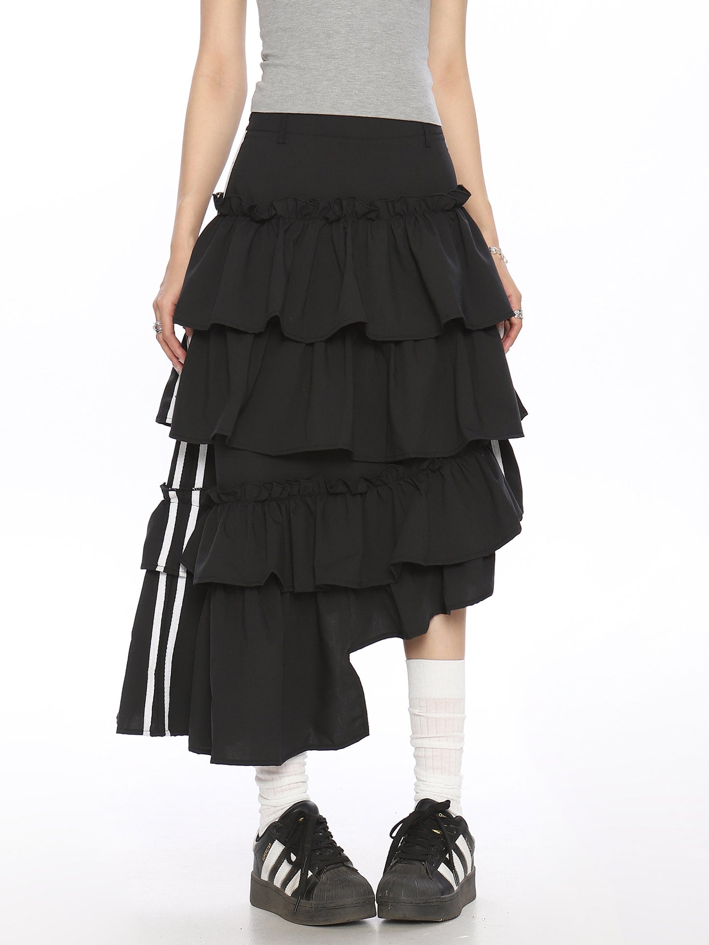 Asymmetry Side Line Tiered Long Skirt BGS0043