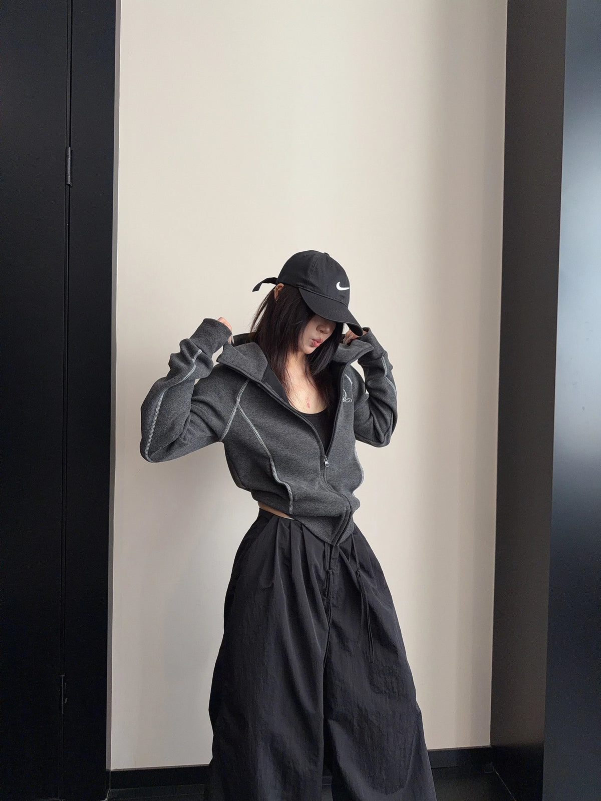 Color-Contrast Stitch Short Jacket YLS1045