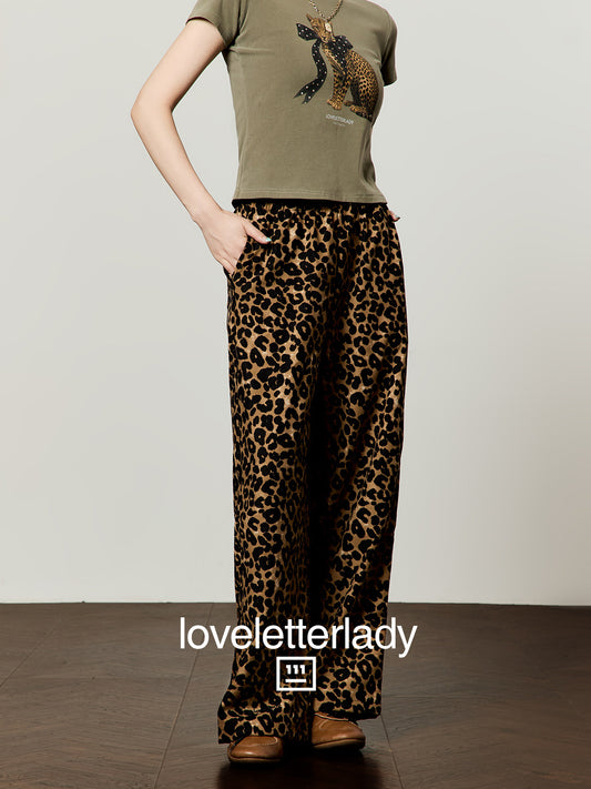 Leopard Graphic Short-Sleeve Cropped T-Shirt / Leopard Long Pants LLA0659