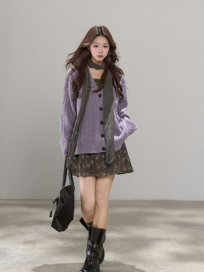 V-Neck Cable Knit Cardigan WDB0027