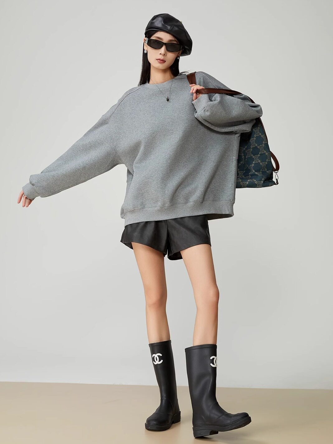 Back Print Crew Neck Pullover Top FER0054