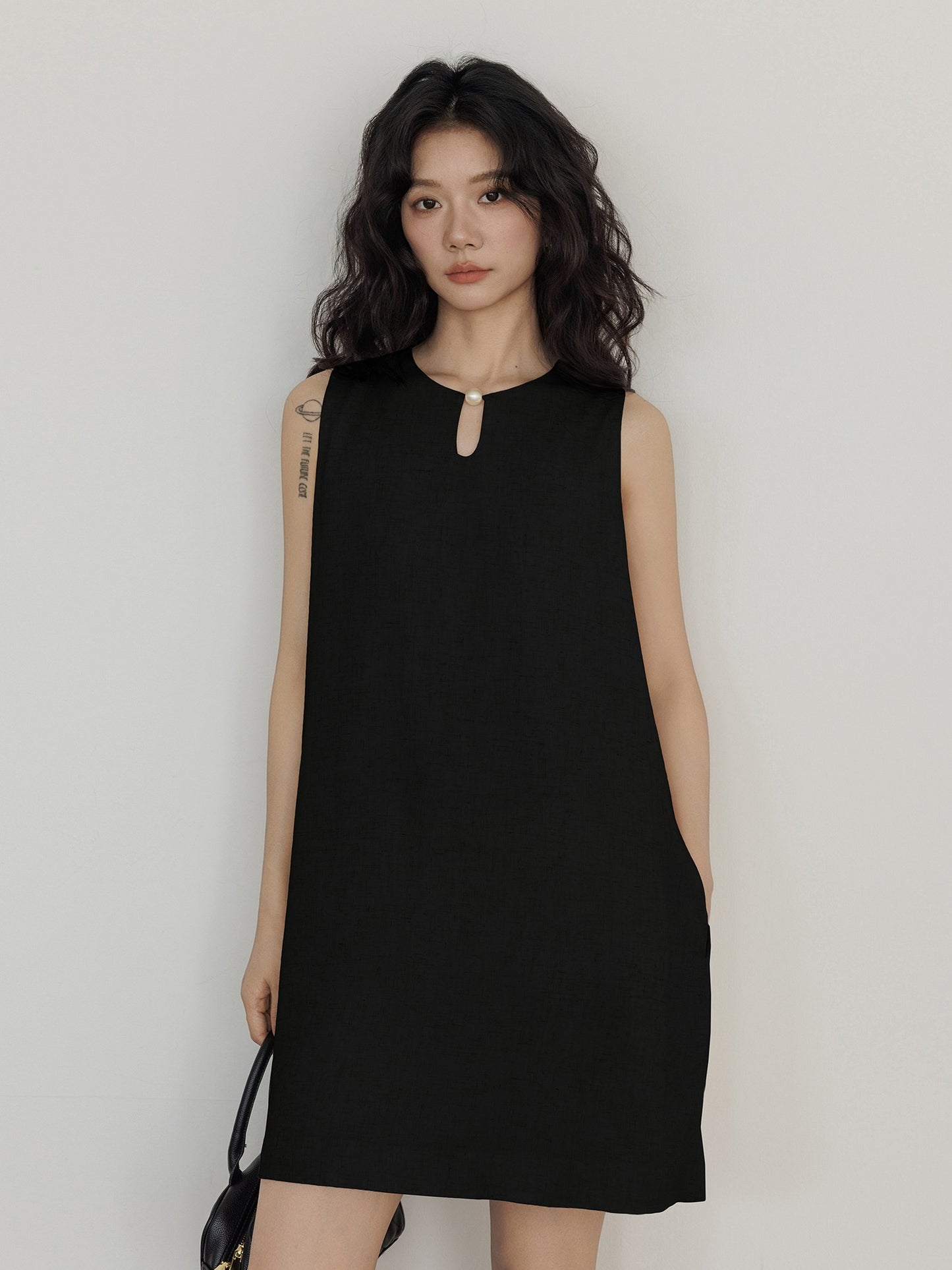Sleeveless Tiered Mini Dress VAS0202