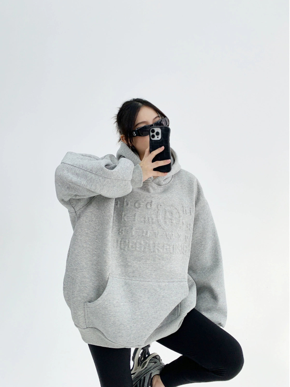 Plump Logo Sweat Hoodie YLS0081